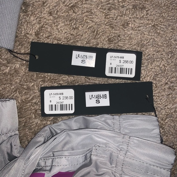 LF Tracksuit - Picture 4 of 4